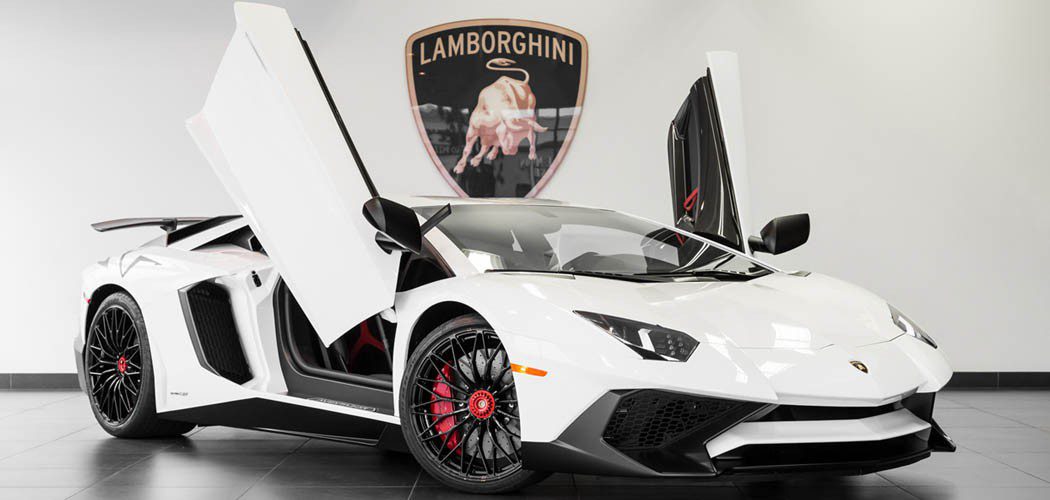 Lamborghini Aventador Lp 750 4 Superveloce In Bianco Isis
