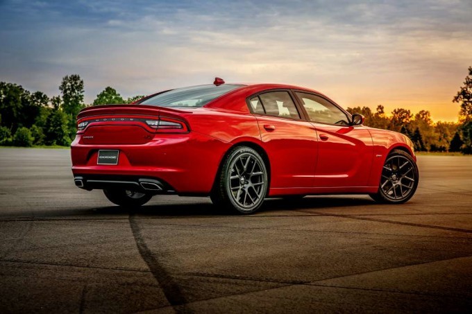 2015-dodge-charger-rt (10)
