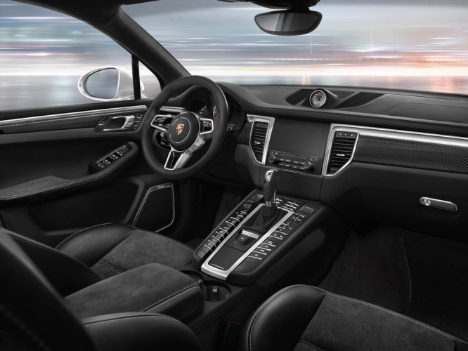 2016 Porsche Macan Interior