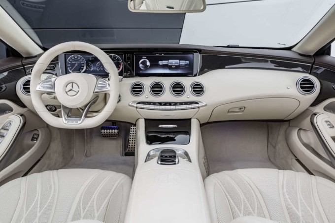 Mercedes-AMG S 65 Cabrio, Interieur: Leder Porzellan interior: leather porcelaine