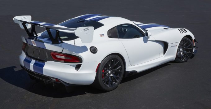 2017 Dodge Viper GTS-R Commemorative Edition ACR (American Club Racer) is designed to pay tribute to one of the most distinguishable and iconic Viper paint schemes of all time – the white and blue combination of the 1998 Viper GTS-R GT2 Championship Edition. This special edition model features Pearl White exterior with Blue Pearl GTS stripes, Extreme Aero Package, Carbon Ceramic brakes, Exterior Carbon Package, unique red Stryker badge decal, GTS-R exterior sill decals, USA flag B-pillar decals, ACR interior with red accent stitching, Header Red seat belts, serialized instrument panel GTS-R badge and a custom car cover that matches the exterior paint scheme and showcases the customer name above the driver’s side door. As many as 100 units of this new special edition configuration will be built for the 2017 model year.