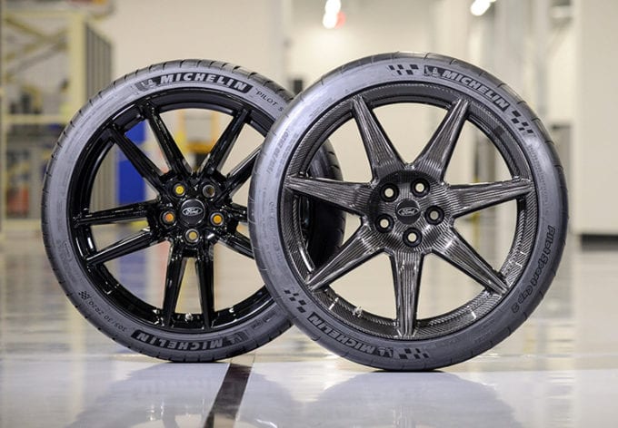 2020 Shelby GT500 Wheels are offered in gloss black, carbon fiber is reserved for the track pack