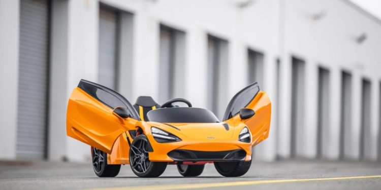 New McLaren 720S for Kids – The Doors Even Go Up!