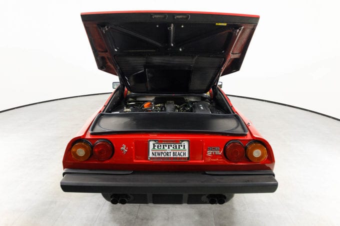 Check out the easy engine access of the Ferrari 308