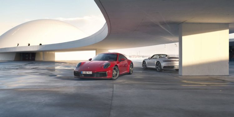 2020 Porsche 911 Carrera 4 Coupe and Cabriolet Revealed