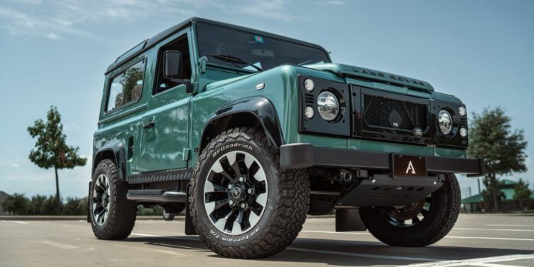 Viper D90: A 430hp LS3-Powered Land Rover Defender With Added Bite From Arkonik