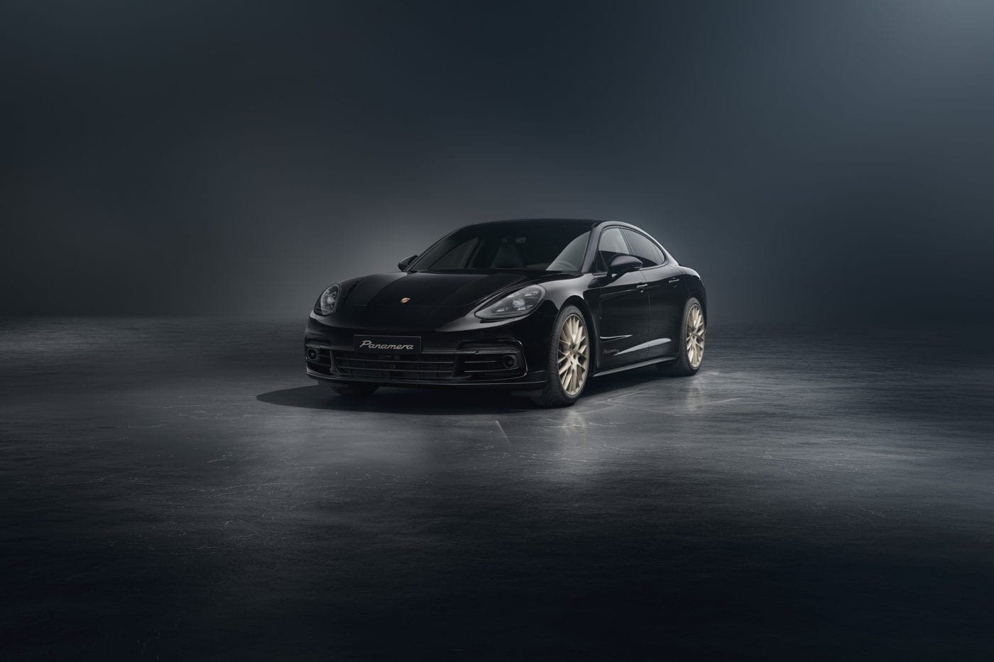 2020 Porsche Panamera 10 Year Edition: Glorious With White Gold