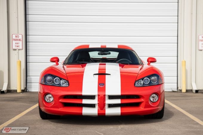 2006 Dodge Viper SRT-10 specs are stronger than most