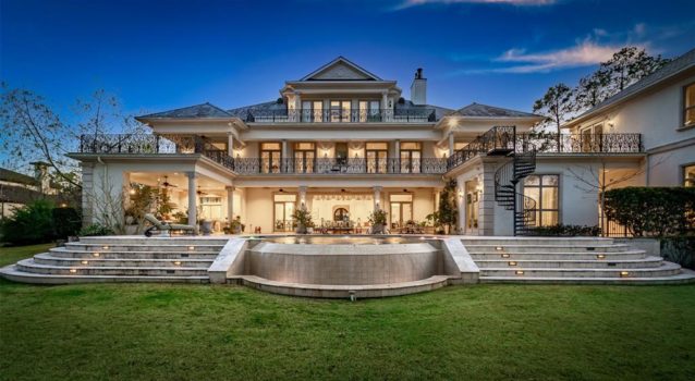 Home of the Day: Opulent Estate Home in The Woodlands