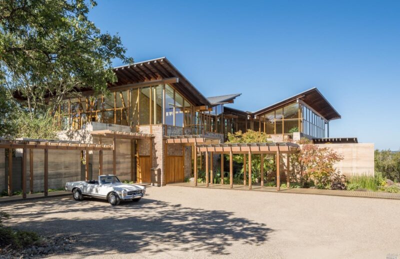 Mansion Motors: A Magnificently Modern Napa Valley Vineyard For High-End Exotic Cars